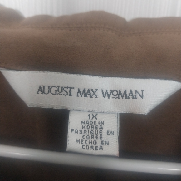 August Max Woman faux suede button up 1970s top - Picture 4 of 15